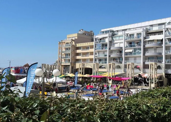 Résidence Les Marines - Face Mae-9681 * Pornichet